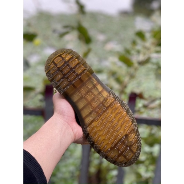 Ảnh chi tiết giày thể thao dr,marten trắng nữ cao cổ size