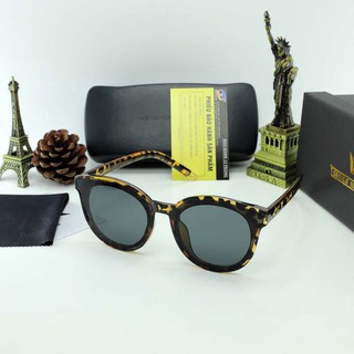 Mắt kính đẹp cao cấp thời trang tôn thêm vẻ đẹp cho khuôn mặt bạn . cùng nhau bảo vệ đôi mắt của chúng mình nhé