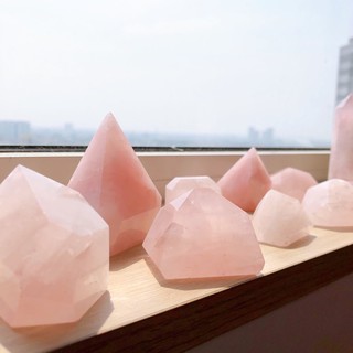 Đá Thanh  Tẩy - Đá Hồng (Dáng ngẫu nhiên)