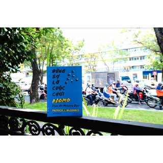 Sách Đừng Sợ Lỡ Cuộc Chơi - First News