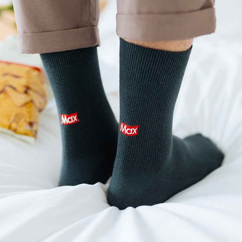 Hộp 4 đôi tất nam doanh nhân, dài cổ Caramella