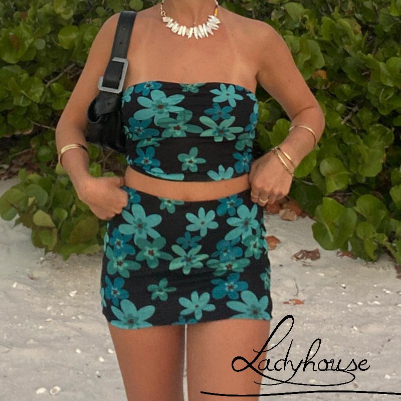 Bộ Áo Ống + Chân Váy Ngắn In Hoa Thời Trang Mùa Hè Cho Nữ