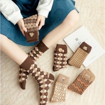 Tất Vớ Nữ Cotton Cổ Cao Gấu Vintage xinh xắn, chất dày dặn, cotton mềm mịn , Hàng Taobao có sẵn