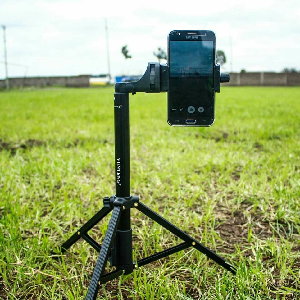 Tripods kiêm gậy chụp hình tích hợp Remote cho điện thoại Yunteng VCT-1688