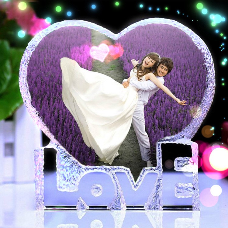 Pha lê tim Love in hình theo yêu cầu