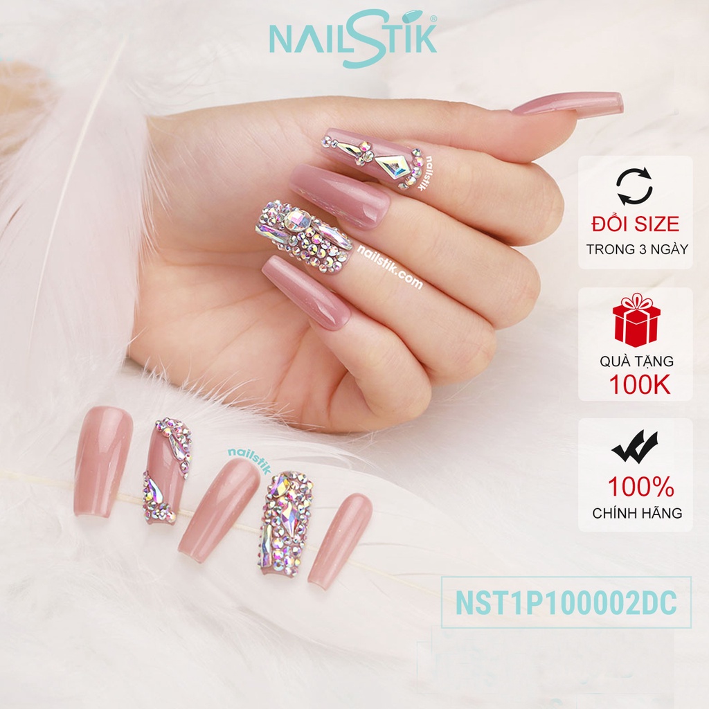 Móng úp thiết kế by NAILSTIK, màu nude, form móng coffin, dài 002