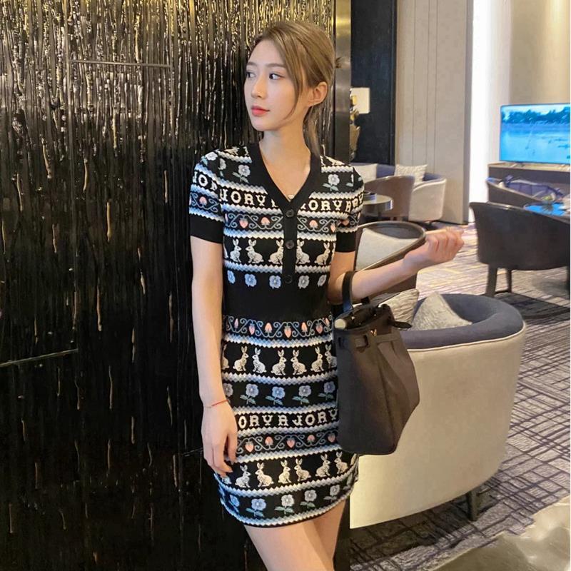 Đầm dệt kim tay ngắn chiết eo thiết kế mới thời trang mùa hè theo phong cách vintage dành cho nữ
 | BigBuy360 - bigbuy360.vn