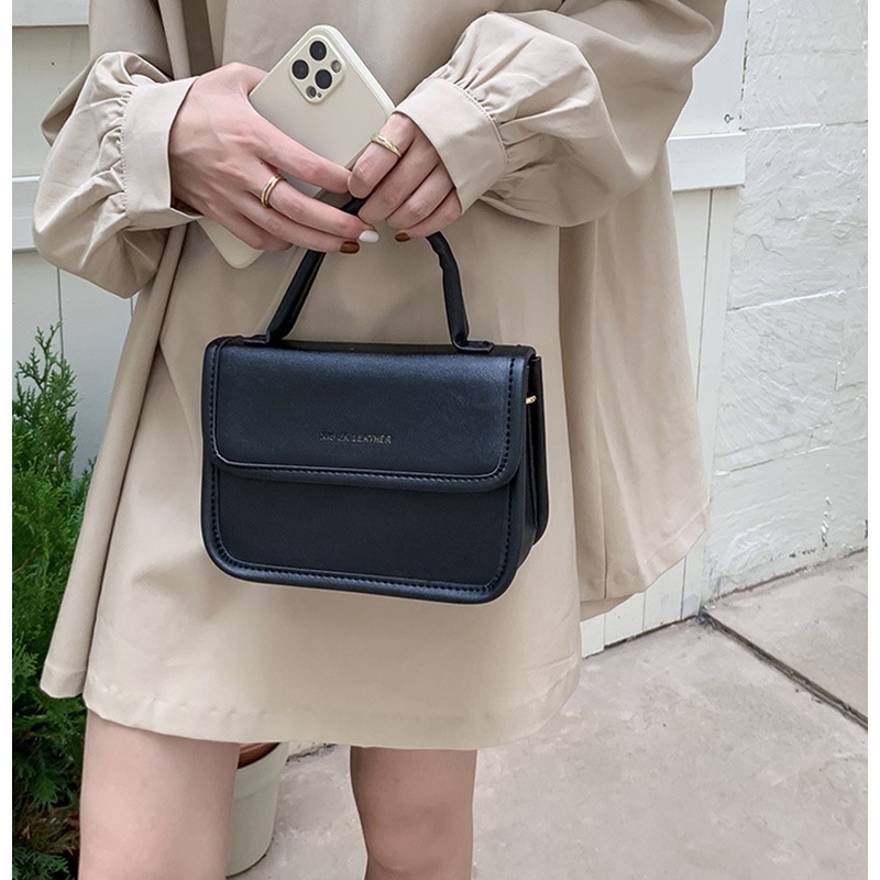 Túi Đeo Chéo Hình Vuông Nhỏ Màu Trơn Thời Trang Hàn Quốc Cho Nữ