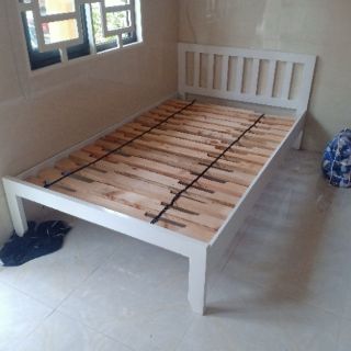 Giường 1m2x2m gỗ Thông tự nhiên Nhập khẩu
