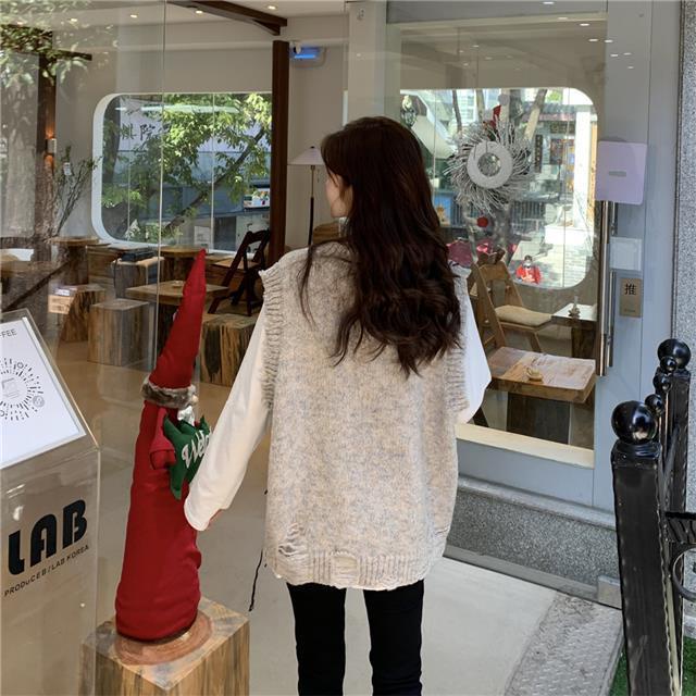 Bộ Áo Dệt Kim Sát Nách + Áo Sơ Mi Cổ Tròn Dáng Rộng Xinh Xắn Cho Nữ