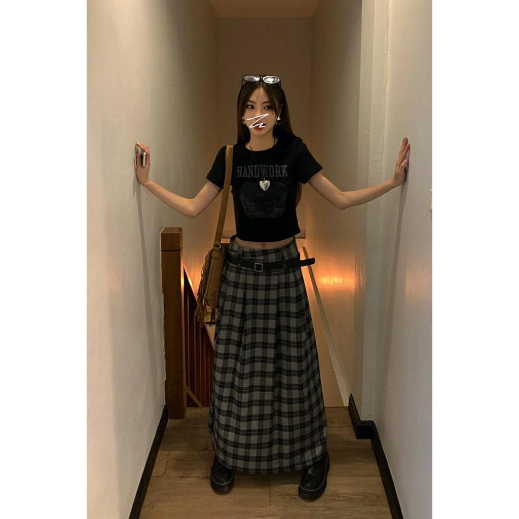 63314 Áo Thun In Cổ Điển / Váy Kẻ Sọc