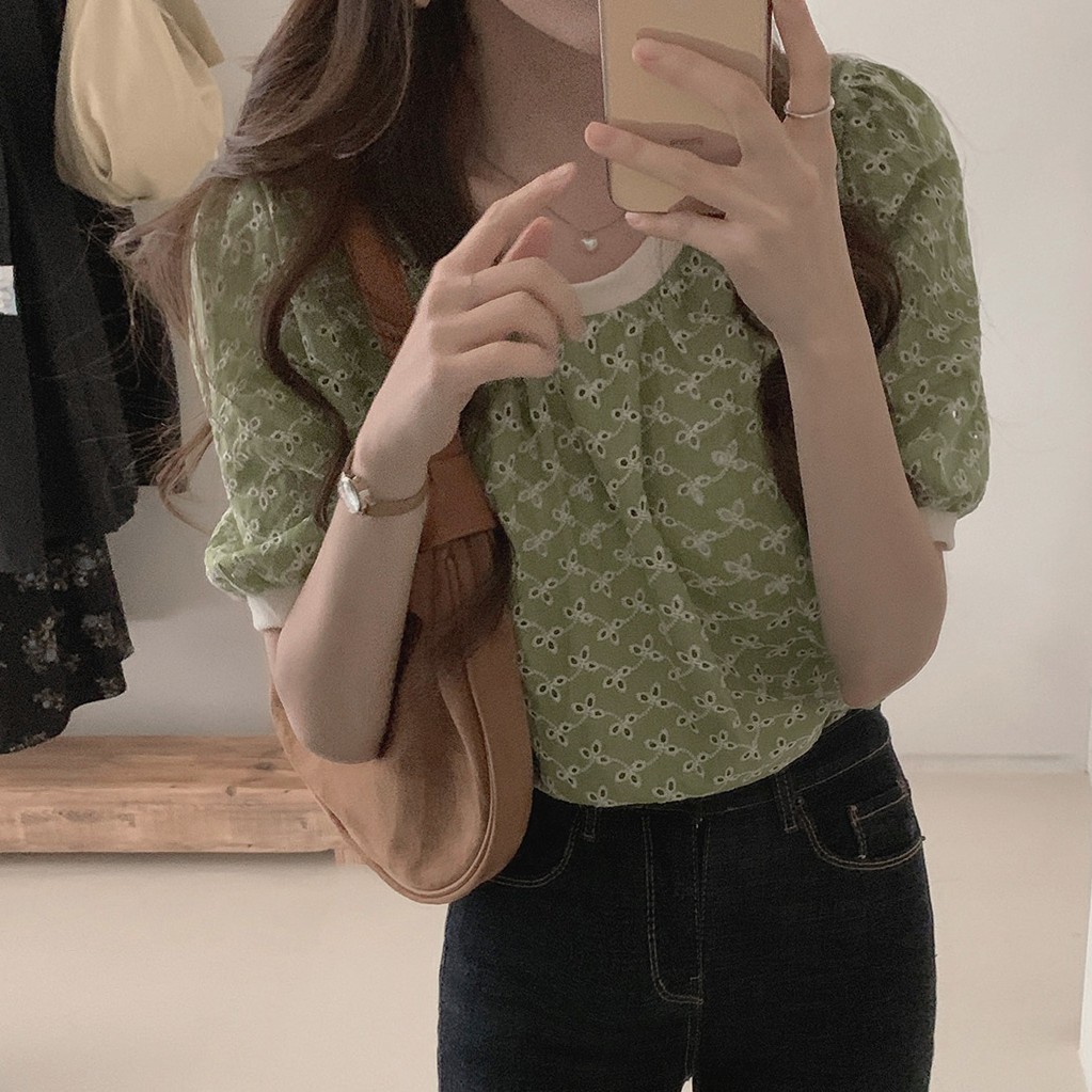 Áo Nữ Ngắn Tay Cổ Tròn Thêu Họa Tiết Phong Cách Hàn Quốc 43330