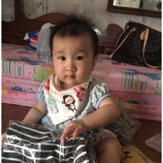 Khăn quàng cổ cho bé