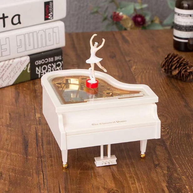 Hộp âm nhạc piano có vũ công múa ba lê xoay quanh vòng, hộp nhạc lên dây cót trưng bày quà tặng