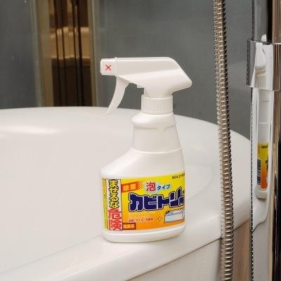 Xịt tẩy rửa nấm mốc nhà tắm Rocket chai 300ml