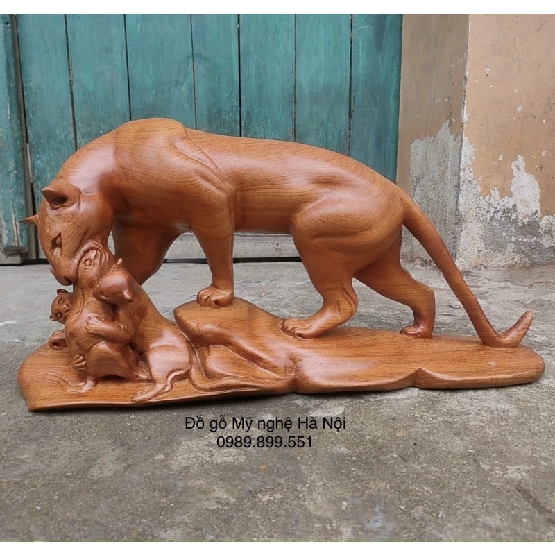 Tượng con báo săn mồi gỗ hương 50cm