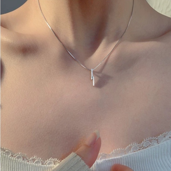 Dây chuyền bạc nữ AURA kiểu dáng vòng cổ mặt tia chớp đính đá lấp lánh-AURASILVER-DC04