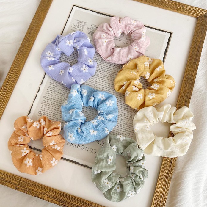 Dây buộc tóc, cột tóc scrunchies in hoa trắng nhẹ nhàng_K67