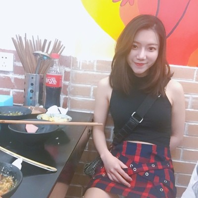 CHÂN VÁY CARO ULZZANG (kèm hình thật) | BigBuy360 - bigbuy360.vn