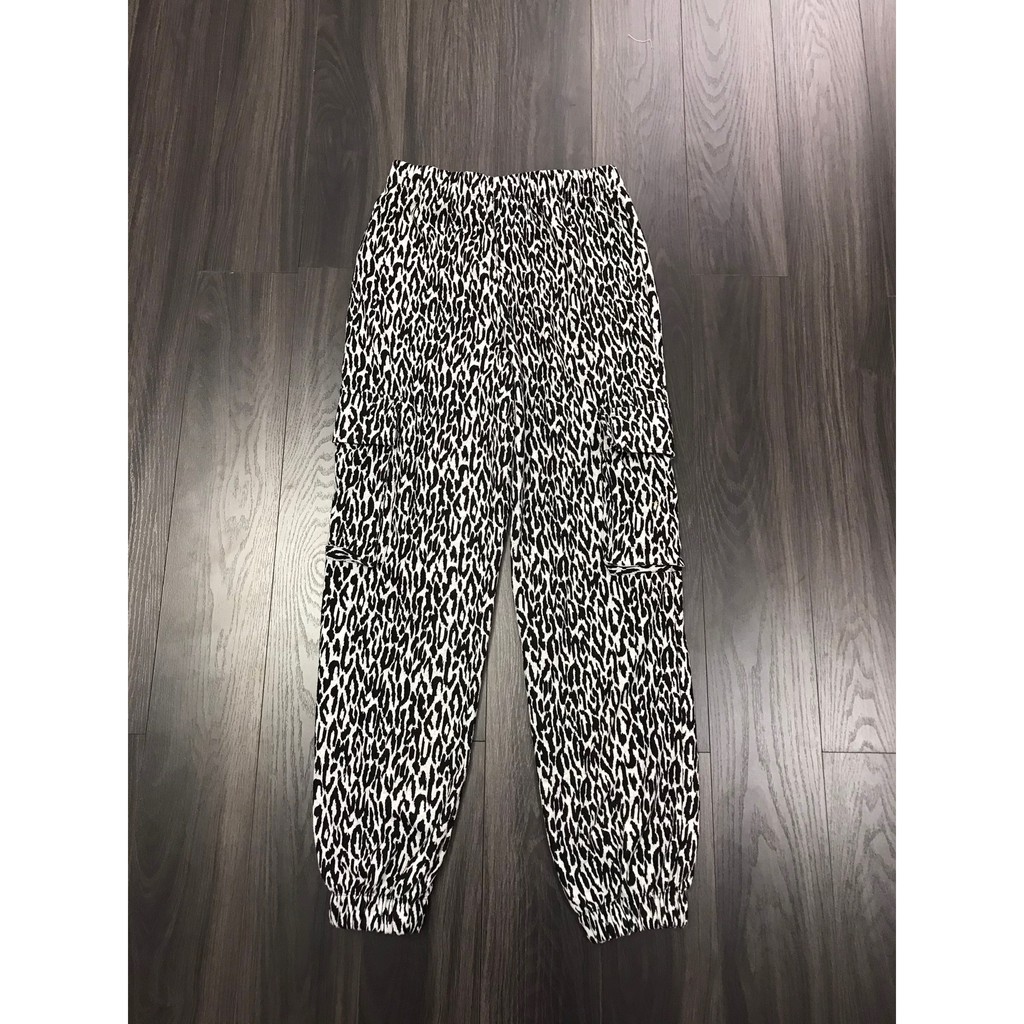 Quần Jogger beo F21 Kami