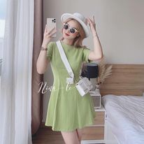 Váy tăm body cổ tròn viền dáng xoè