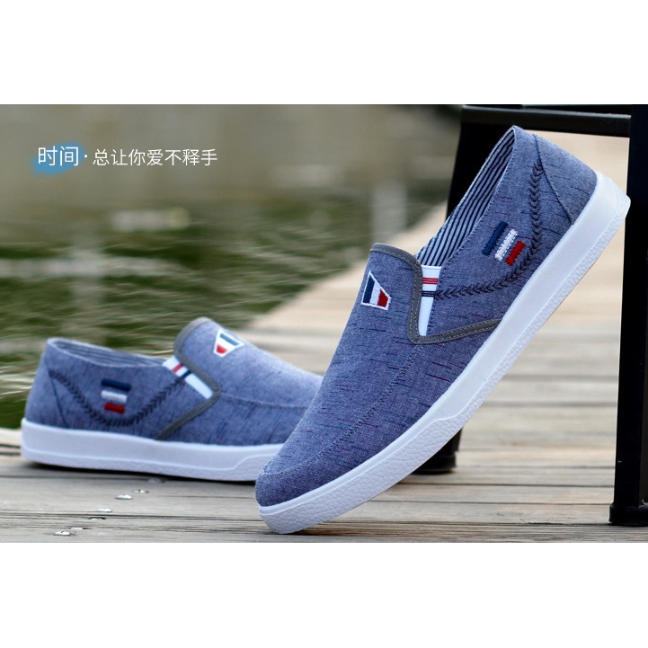 GIÀY LƯỜI NAM MÃ 005 CHẤT VẢI THÔ MỀM ULZING