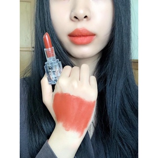 Son Sáp Dolly