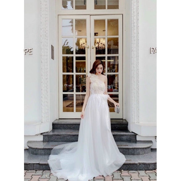 VIDEO THẬT 1000%  Đầm maxi dạ hội lệch vai đính lông vũ