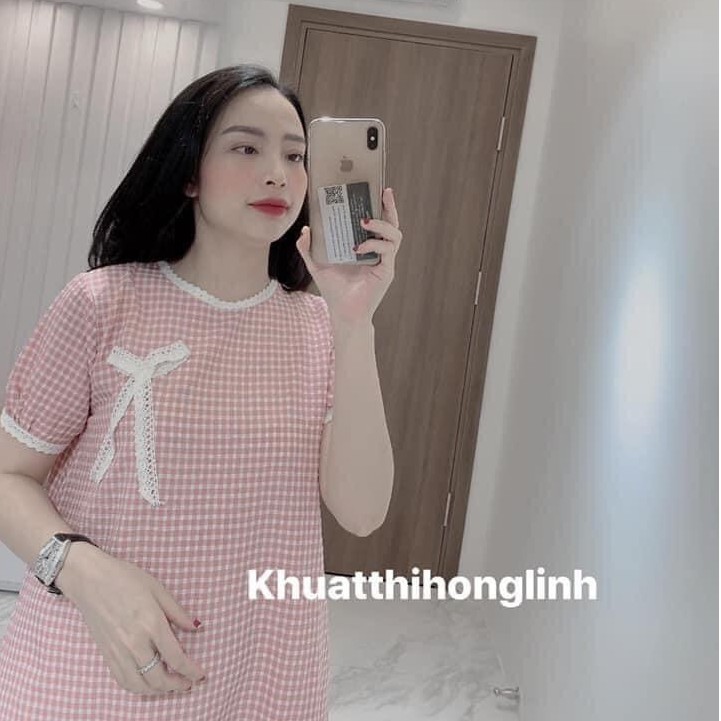 Váy kẻ thô viền ren màu đỏ