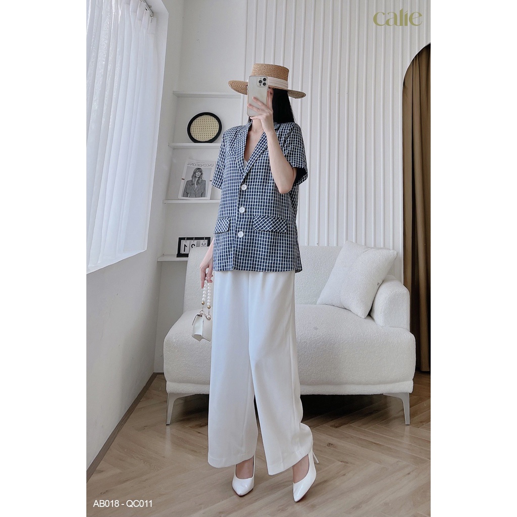 Áo blazer kẻ tay cộc basic cổ V dáng dứng Calie AB018