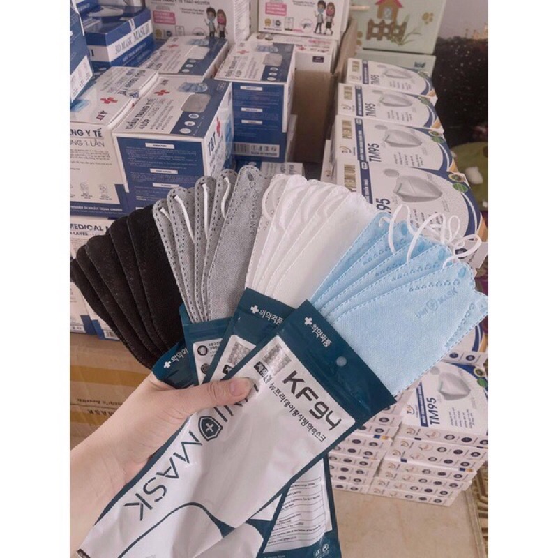 Set 10 Chiếc Khẩu trang 4 Lớp KF94 Chống Bụi Mịn Và Kháng Khuẩn Hàng Cao Cấp Hàn Quốc