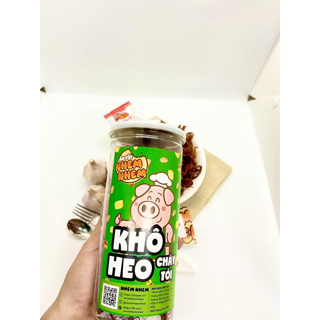 Khô heo cháy tỏi Nhem Nhem 300g Đồ ăn vặt Hà Nội vừa rẻ vừa ngon | BigBuy360 - bigbuy360.vn