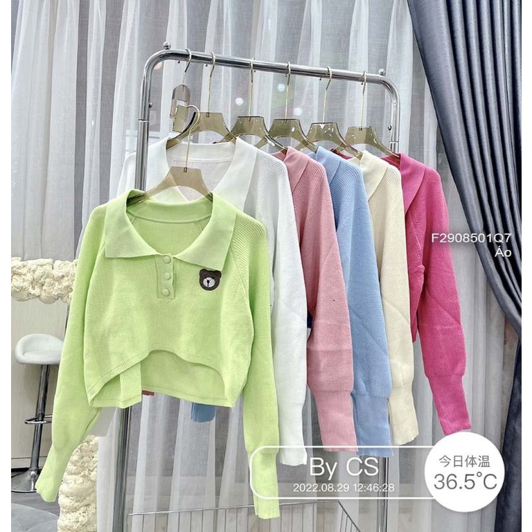 Áo len croptop tay dài thêu gấu 2908