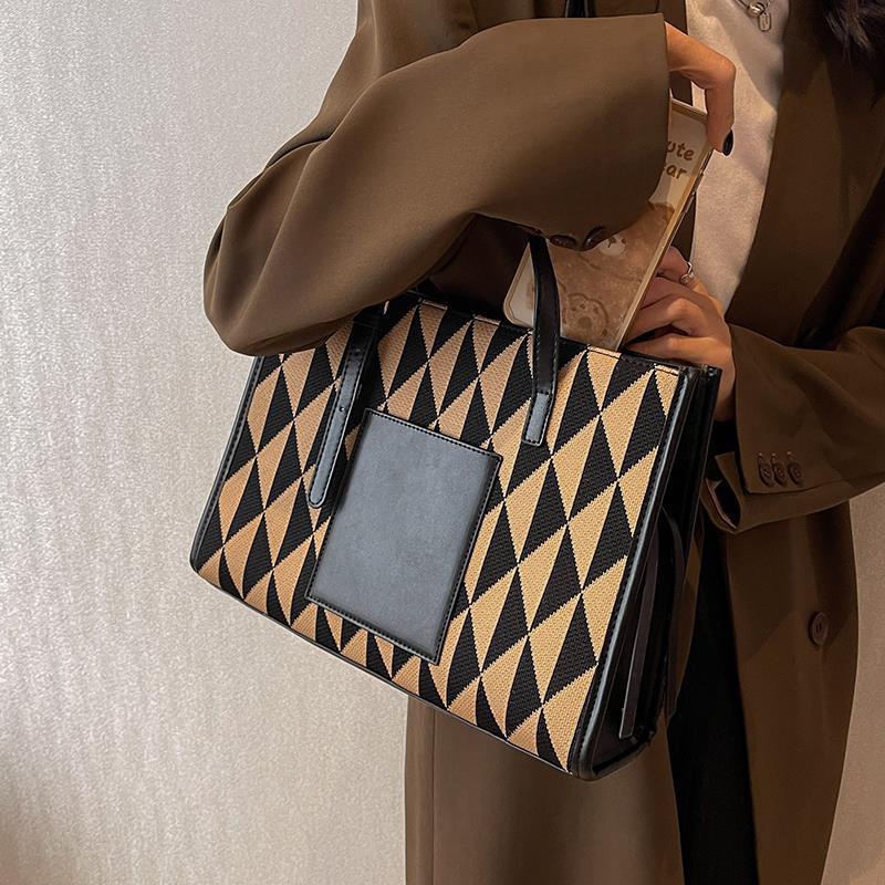 Túi tote đeo vai IELGY họa tiết kẻ sọc ca rô phong cách cổ điển thời trang dành cho nữ
