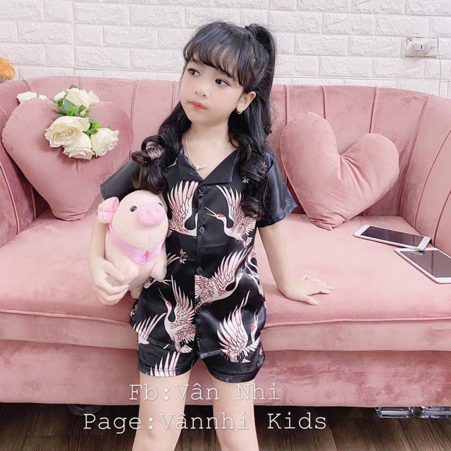 Pyjama  lụa Satin chim hạc (18-28kg) cho bé trai bé gái Mềm Mát sang chảnh