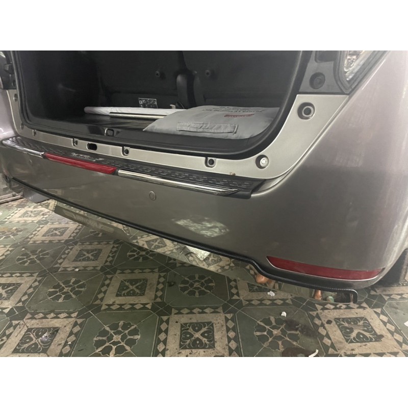 Ốp Cản Sau Dành Cho Xe Toyota Innova, Fotuner 2006-2023