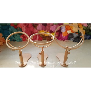 Khung thêu gỗ có chân