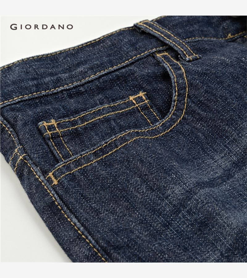 Quần jeans dài GIORDANO 01111512 thiết kế trẻ trung thời trang cho nam