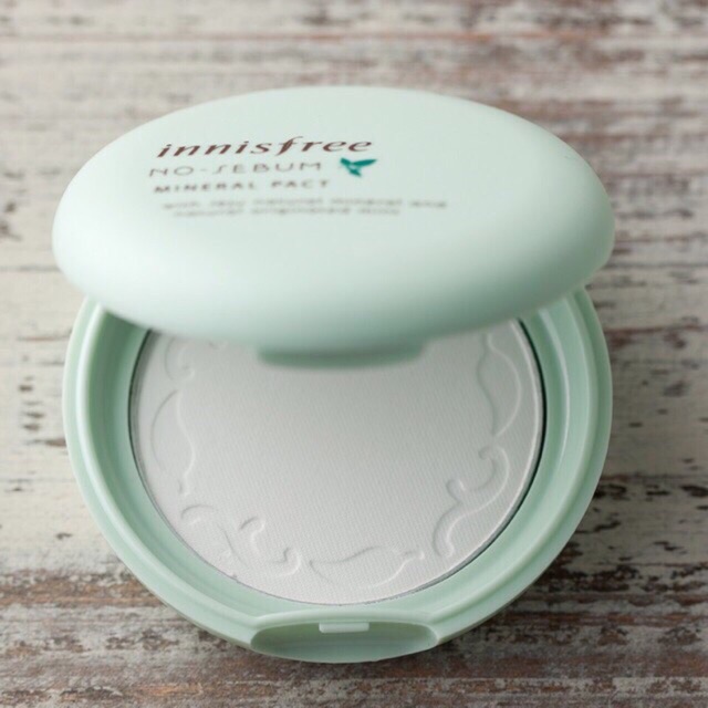 Phấn phủ kiềm dầu Innisfree No-sebum Mineral Pact