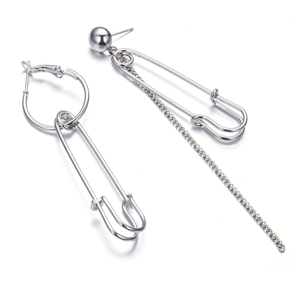 1 Đôi Bông Tai Hình Kim Băng Thời Trang Punk Dành Cho Nữ