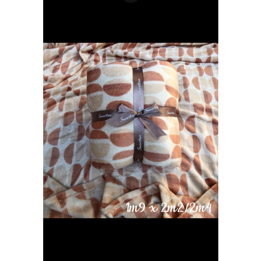 mền lông tuyết bi 2mx2m4