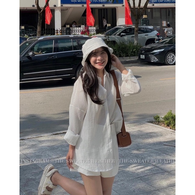 Áo Sơ Mi Tặng Kèm Mũ