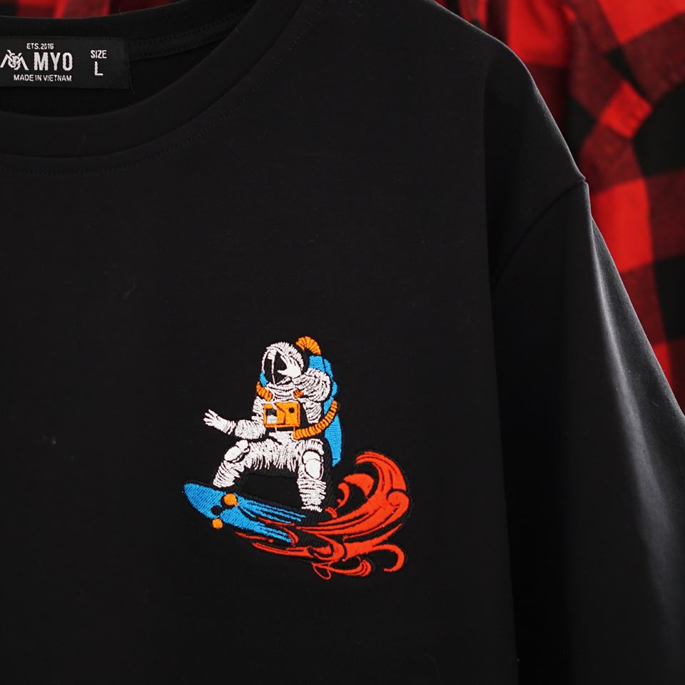 Áo Oversize Nam MYO Vải Cotton Thêu Phi Hành Gia