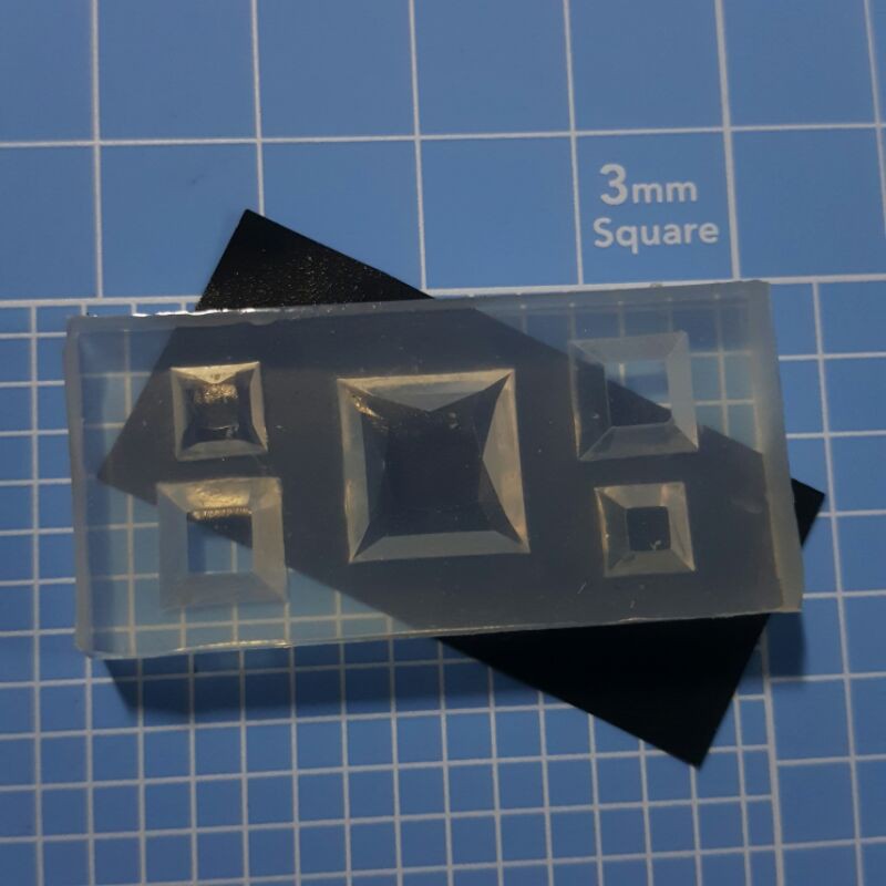 Khuôn silicon đúc hạt đá resin 3d KHC-02