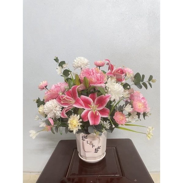 chậu hoa lụa sang trọng kèm đèn nháy 60x60