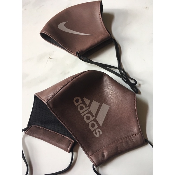 Set 2 Khẩu trang da in logo thời trang cao cấp - Khẩu trang người lớn unisex mềm mịn co giãn