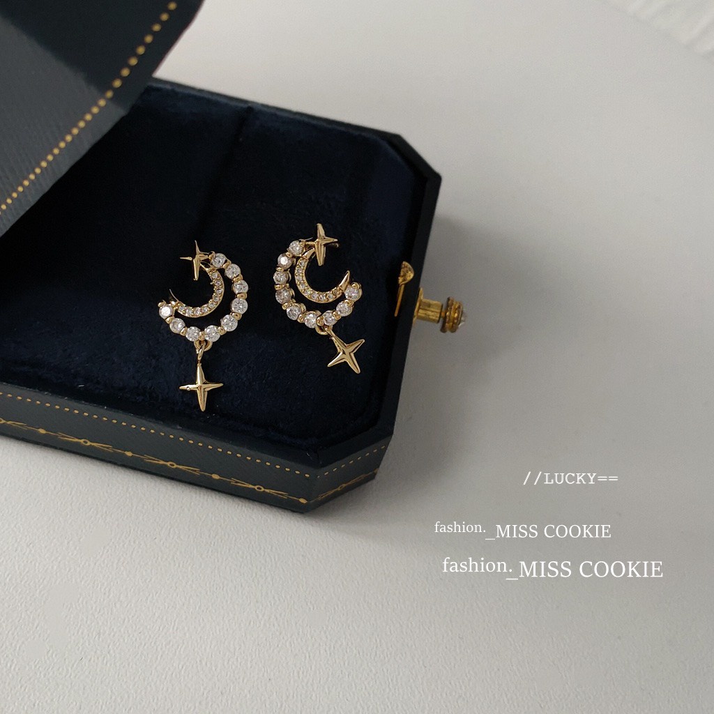 Lạ mắt bông tai trăng sao đính đá sang trọng 1452 mạ 925 cao cấp