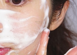 SỮA RỬA MẶT INNISFREE OLIVE REAL CLEANSING FOAM ( MẪU MỚI)