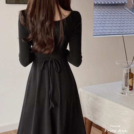 Đầm len gân dáng dài dài tay thun ngực thắt eo sau tôn dáng nhẹ nhàng phong cách Hàn Quốc
