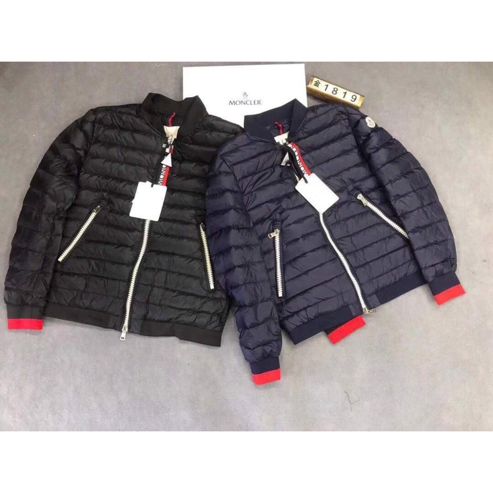 Áo Khoác phao siêu nhẹ Lông Vũ nam - nữ  Moncler   GIÁ WEB 21 TRIỆU HÀNG XỊNáo mùa đông nam  Chất BAO Đẹp, tay viên đỏ